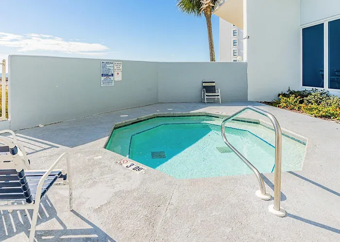 Gulf-front W Access Wifi Balcony & Shared Pools Hot Tubs & Gym Holiday home Gulf Shores
