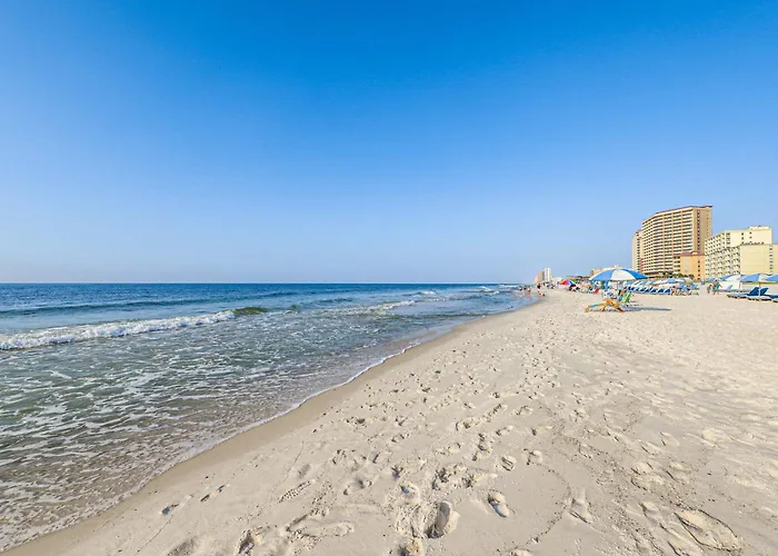 Gulf-front W Access Wifi Balcony & Shared Pools Hot Tubs & Gym Holiday home